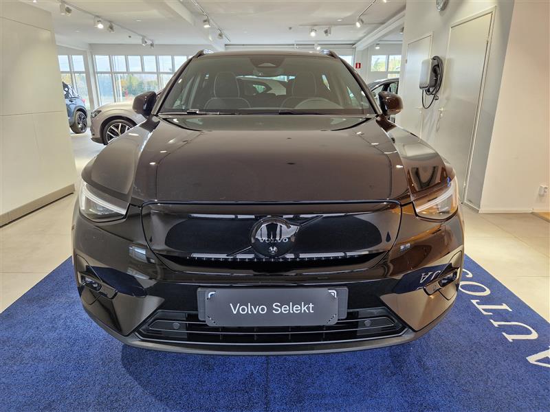 Volvo EX40 TWIN PERFORMANCE PLUS PRO BLACK EDITION