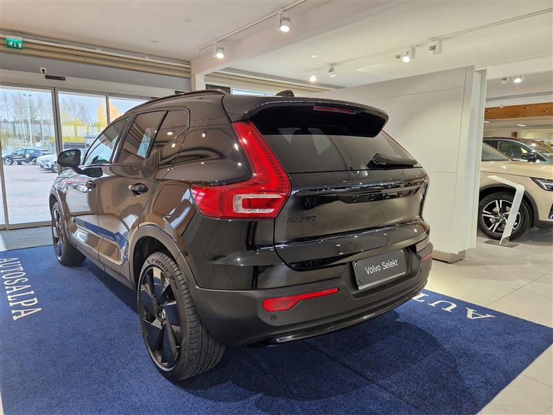 Volvo EX40 TWIN PERFORMANCE PLUS PRO BLACK EDITION