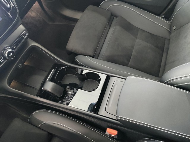 Volvo EX40 TWIN PLUS PRO