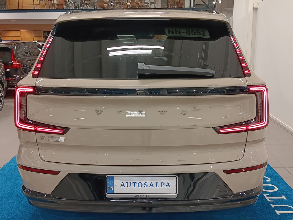 Volvo EX90 TWIN PERFORMANCE ULTRA.