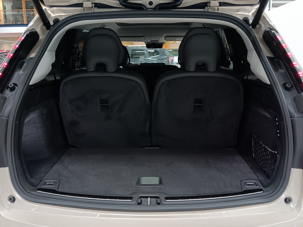 Volvo EX90 TWIN PERFORMANCE ULTRA.