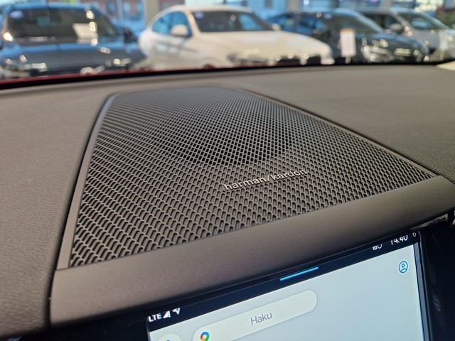 Volvo XC60 T6 AWD LONG RANGE PLUS PRO DARK.