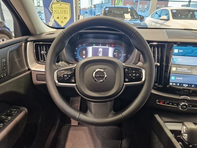 Volvo XC60 T6 AWD LONG RANGE PLUS PRO DARK