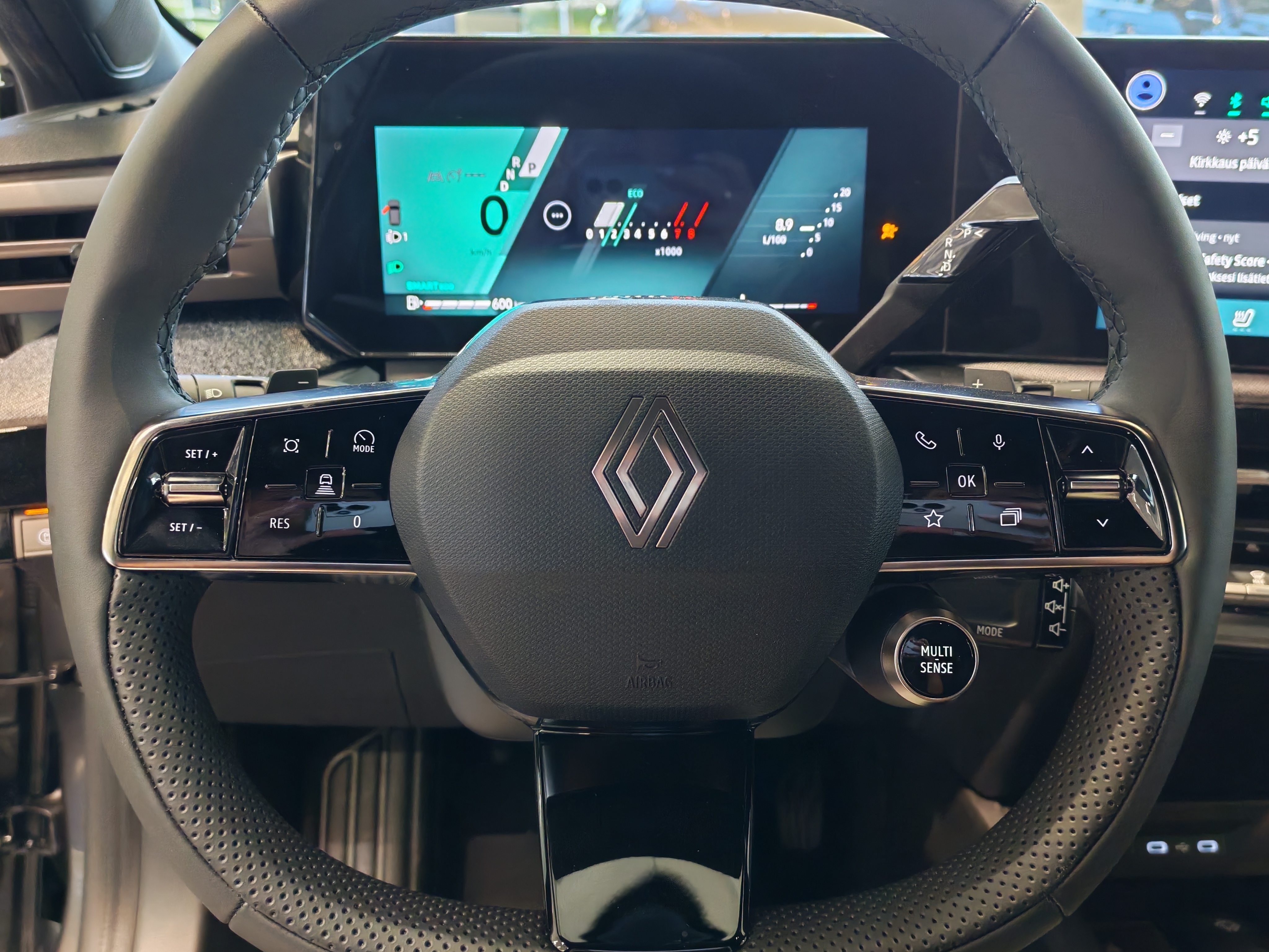 Renault CLIO TCE 115 EDC TECHNO