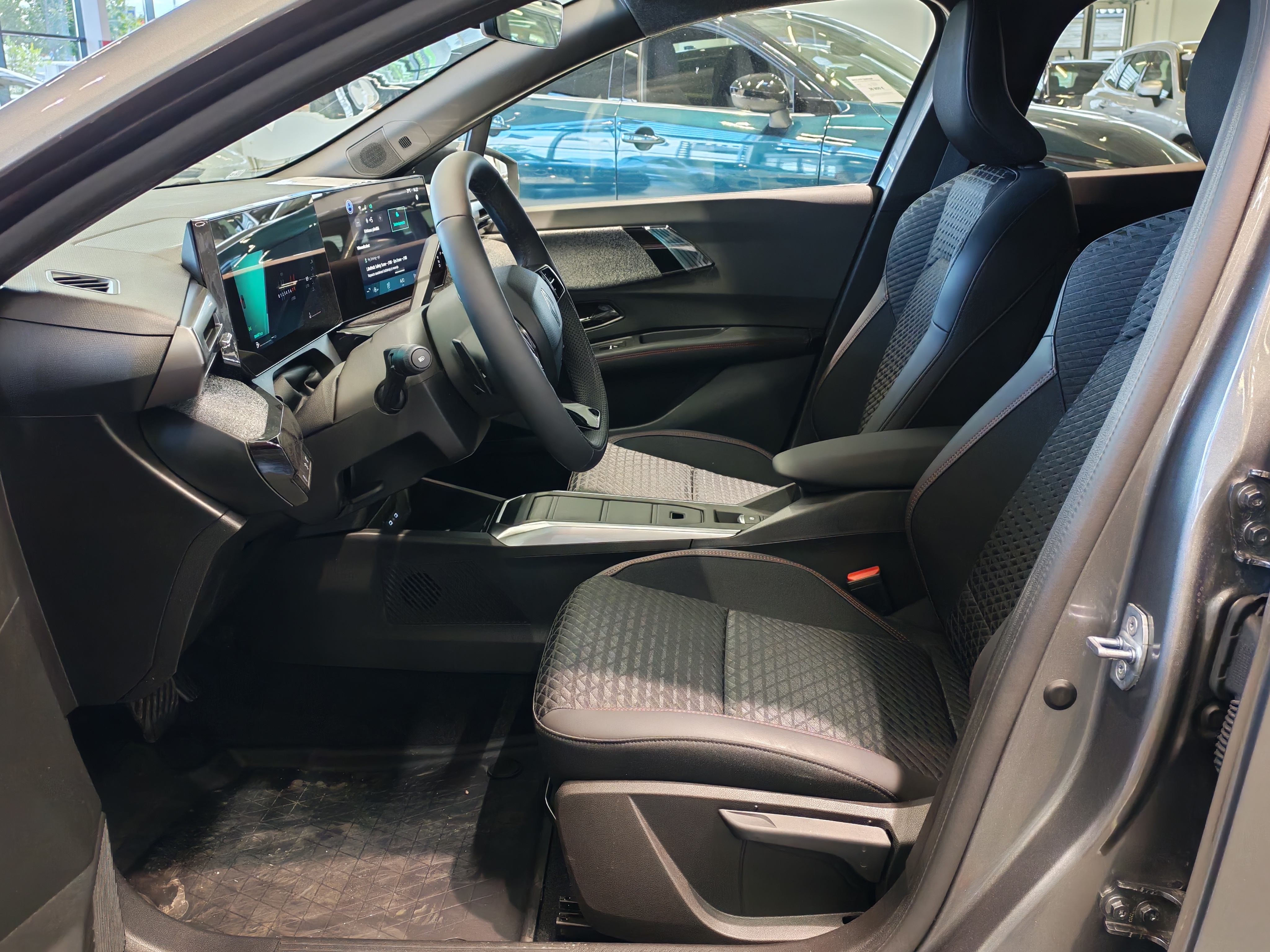 Renault CLIO TCE 115 EDC TECHNO