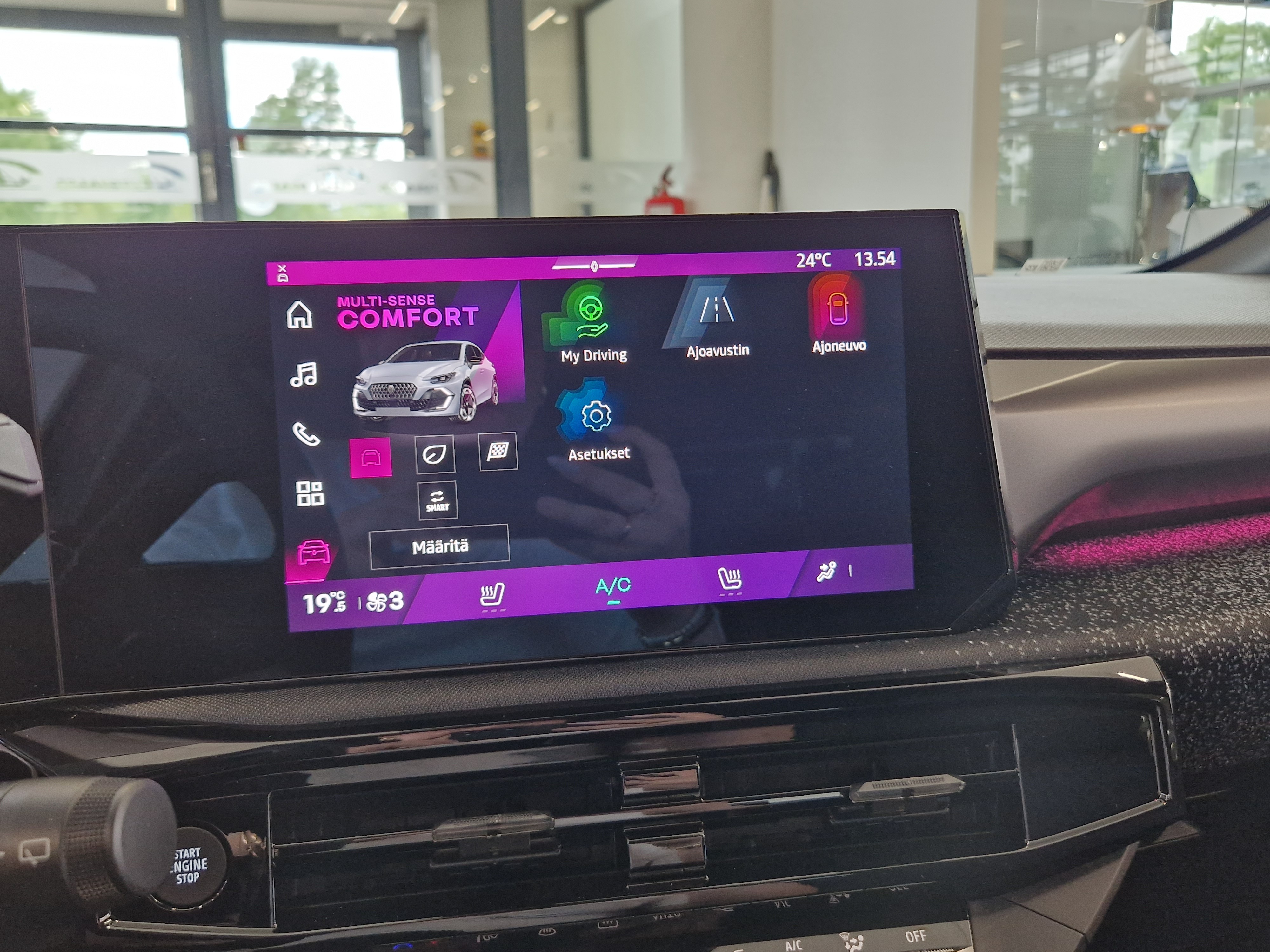 Renault CLIO TCE 115 EDC TECHNO