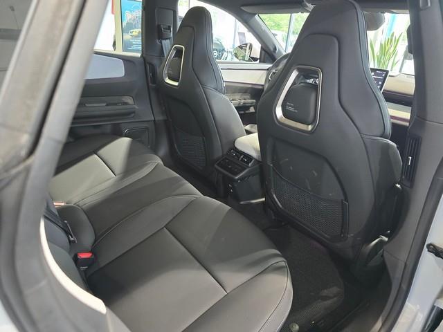 Polestar 4 LONG RANGE DUAL MOTOR PLUS TAKUU 24KK/40TKM