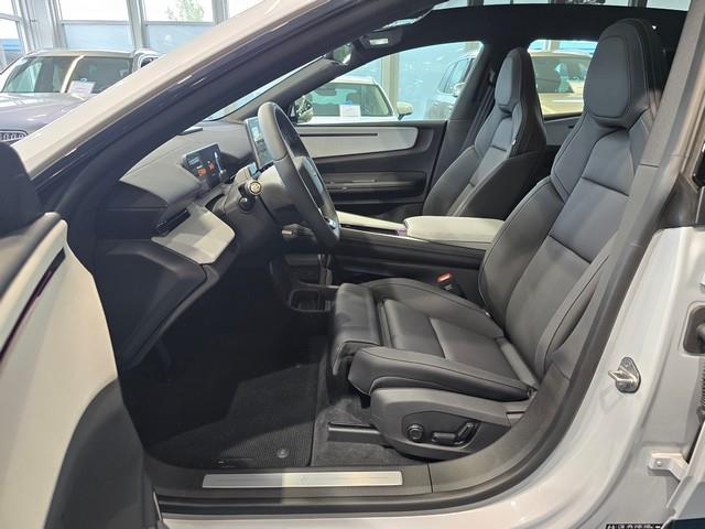 Polestar 4 LONG RANGE DUAL MOTOR PLUS TAKUU 24KK/40TKM