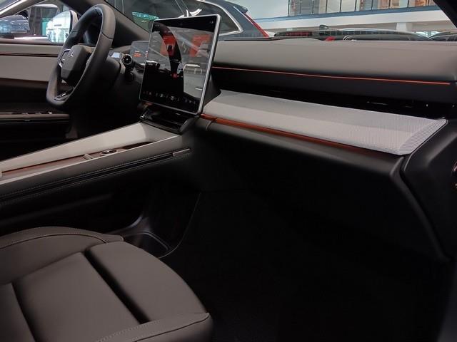 Polestar 4 LONG RANGE DUAL MOTOR PLUS TAKUU 24KK/40TKM