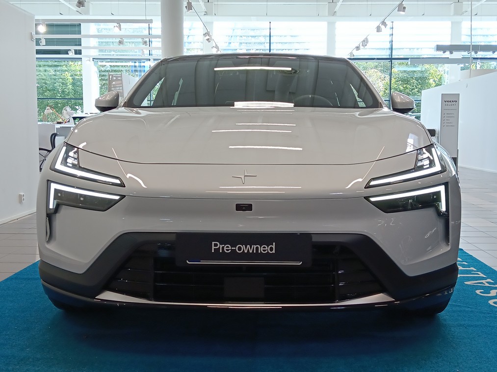 Polestar 4 LONG RANGE DUAL MOTOR PLUS TAKUU 24KK/40TKM.