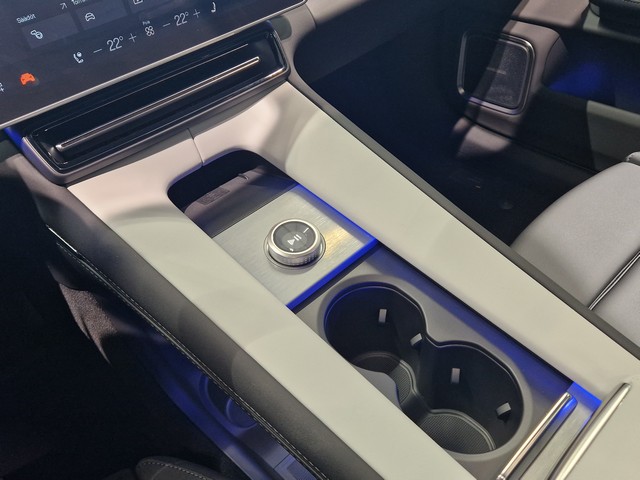 Polestar 4 LONG RANGE DUAL MOTOR PLUS TAKUU 24KK/40TKM