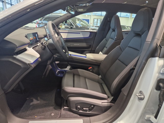 Polestar 4 LONG RANGE DUAL MOTOR PLUS TAKUU 24KK/40TKM