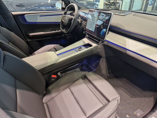 Polestar 4 LONG RANGE DUAL MOTOR PLUS TAKUU 24KK/40TKM