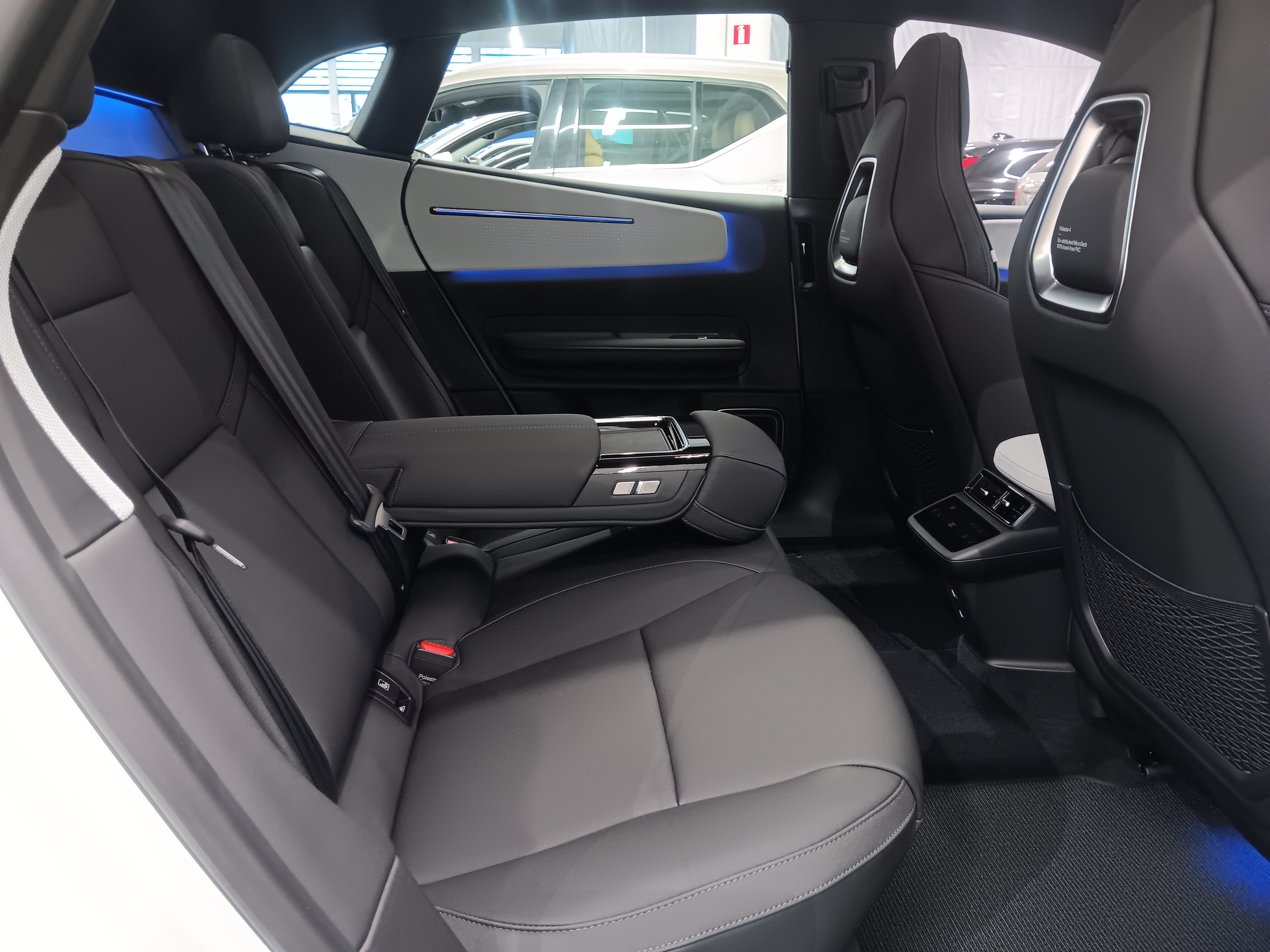 Polestar 4 LONG RANGE DUAL MOTOR PLUS