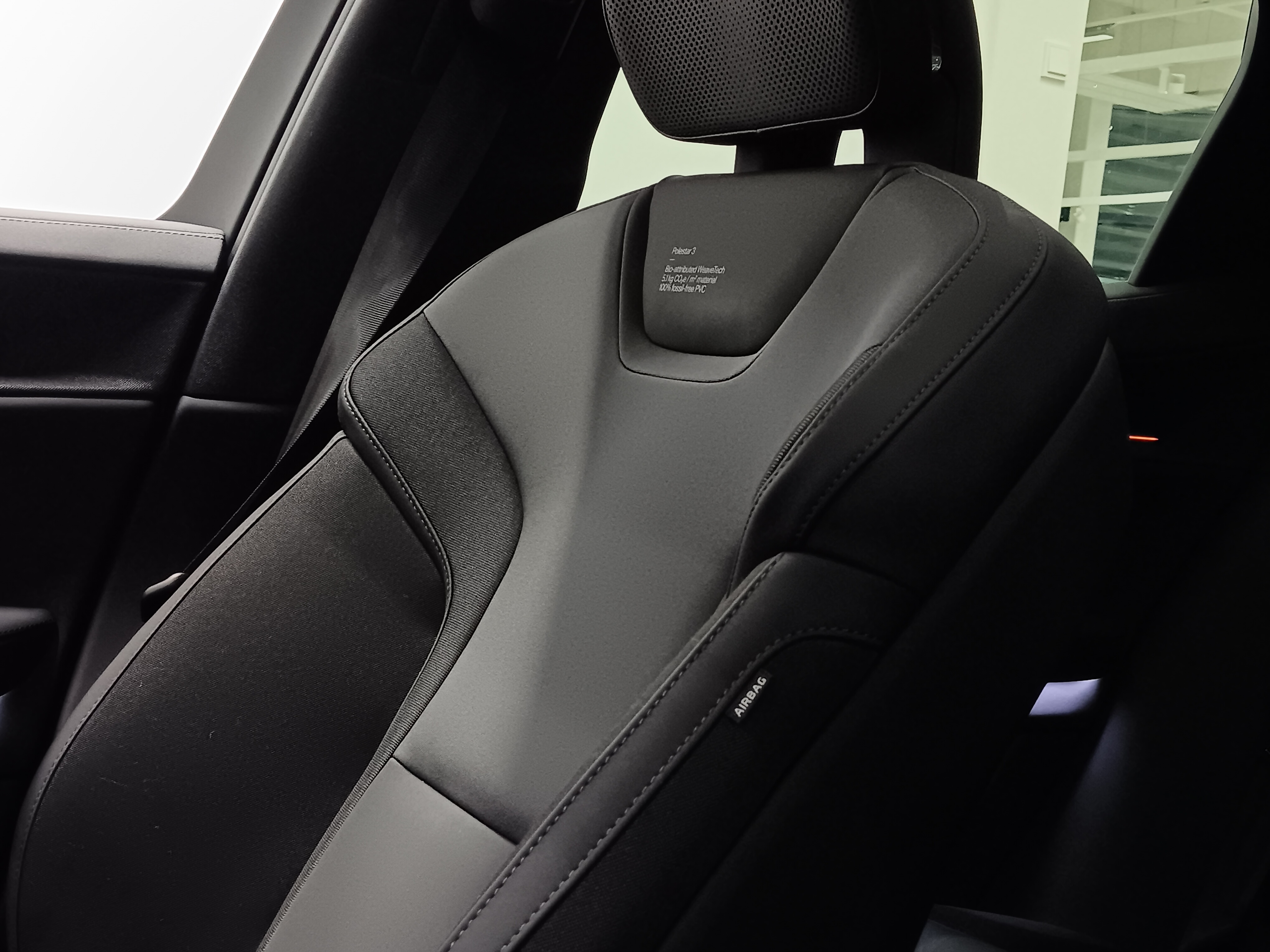 Polestar 3 LONG RANGE DUAL MOTOR 111 KWH PLUS PILOT