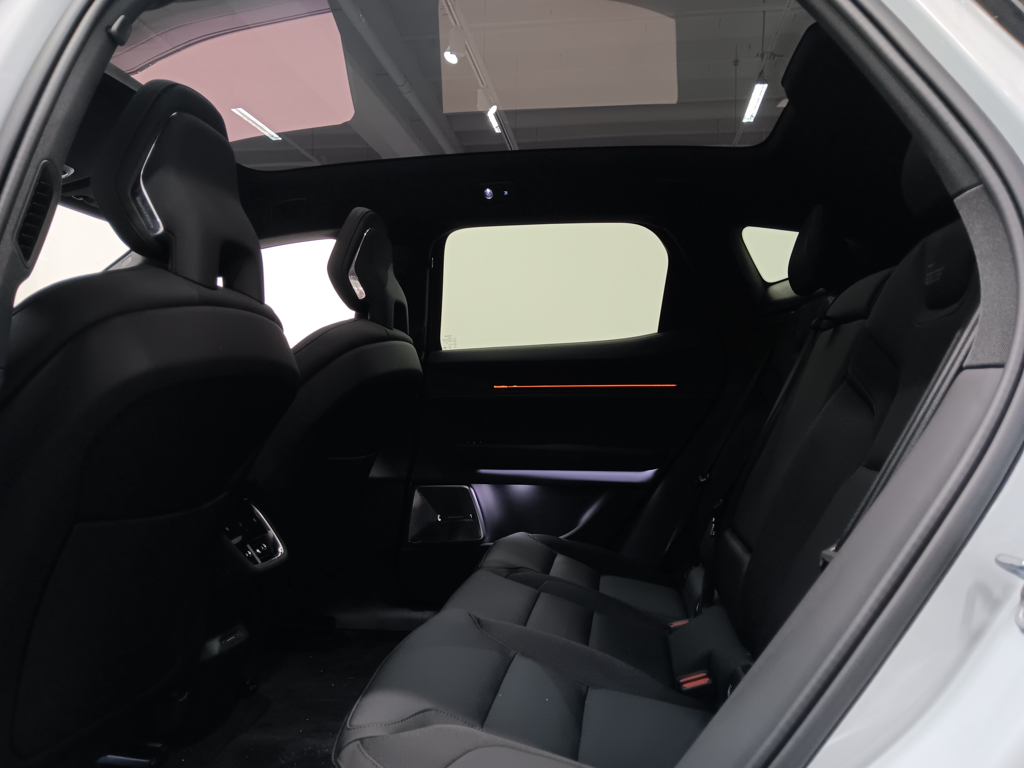 Polestar 3 LONG RANGE DUAL MOTOR 111 KWH PLUS PILOT