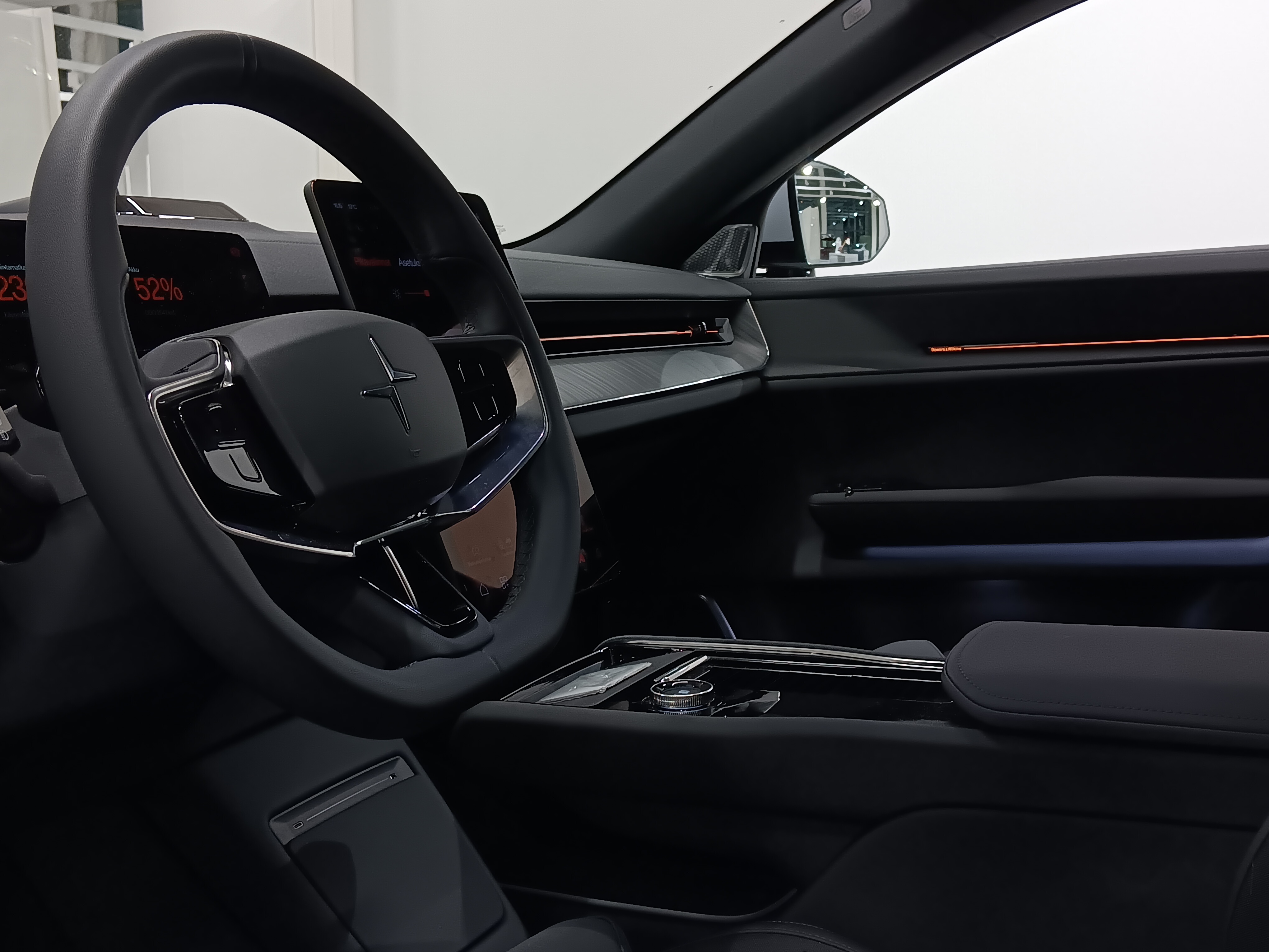 Polestar 3 LONG RANGE DUAL MOTOR 111 KWH PLUS PILOT