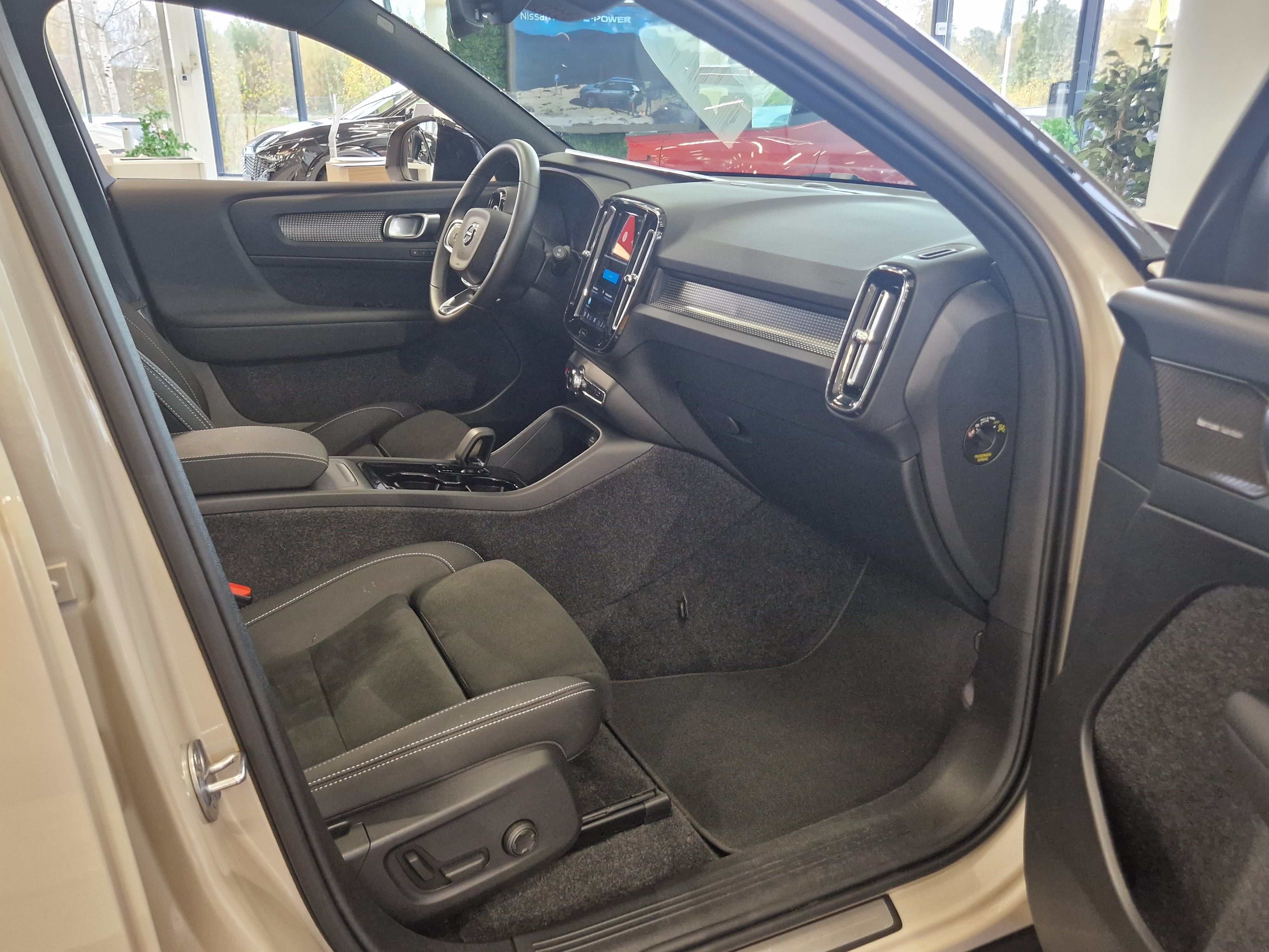 Volvo EX40 Twin Ultra SELKT 2026, bild 7/20