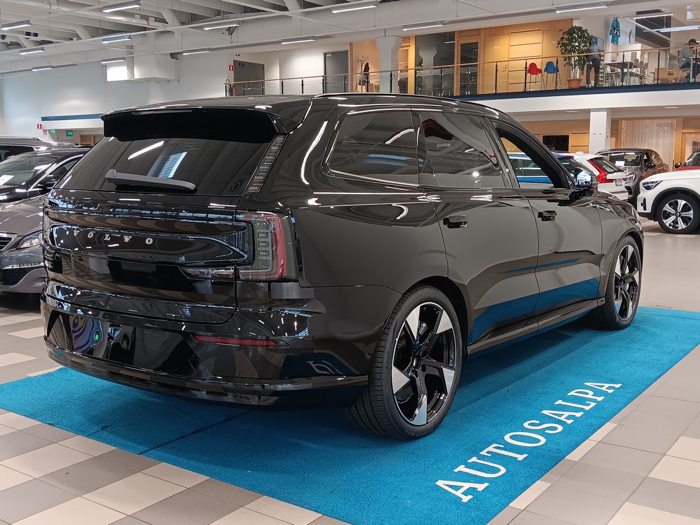 Volvo EX90 TWIN ULTRA