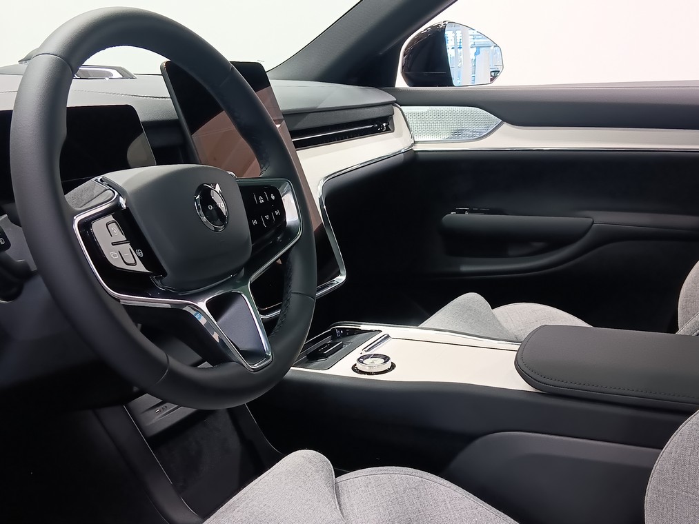 Volvo EX90 TWIN ULTRA