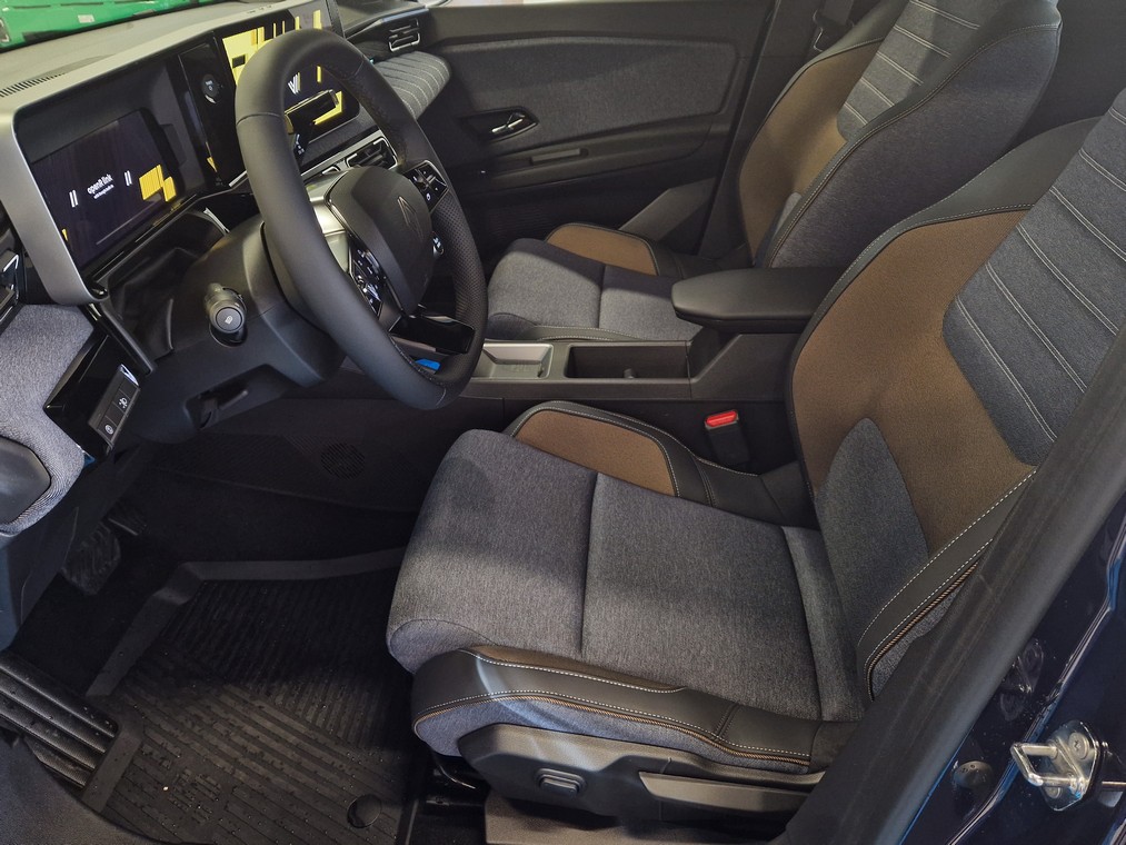 Renault 5 E-TECH ELECTRIC 120HV URBAN RANGE TECHNO
