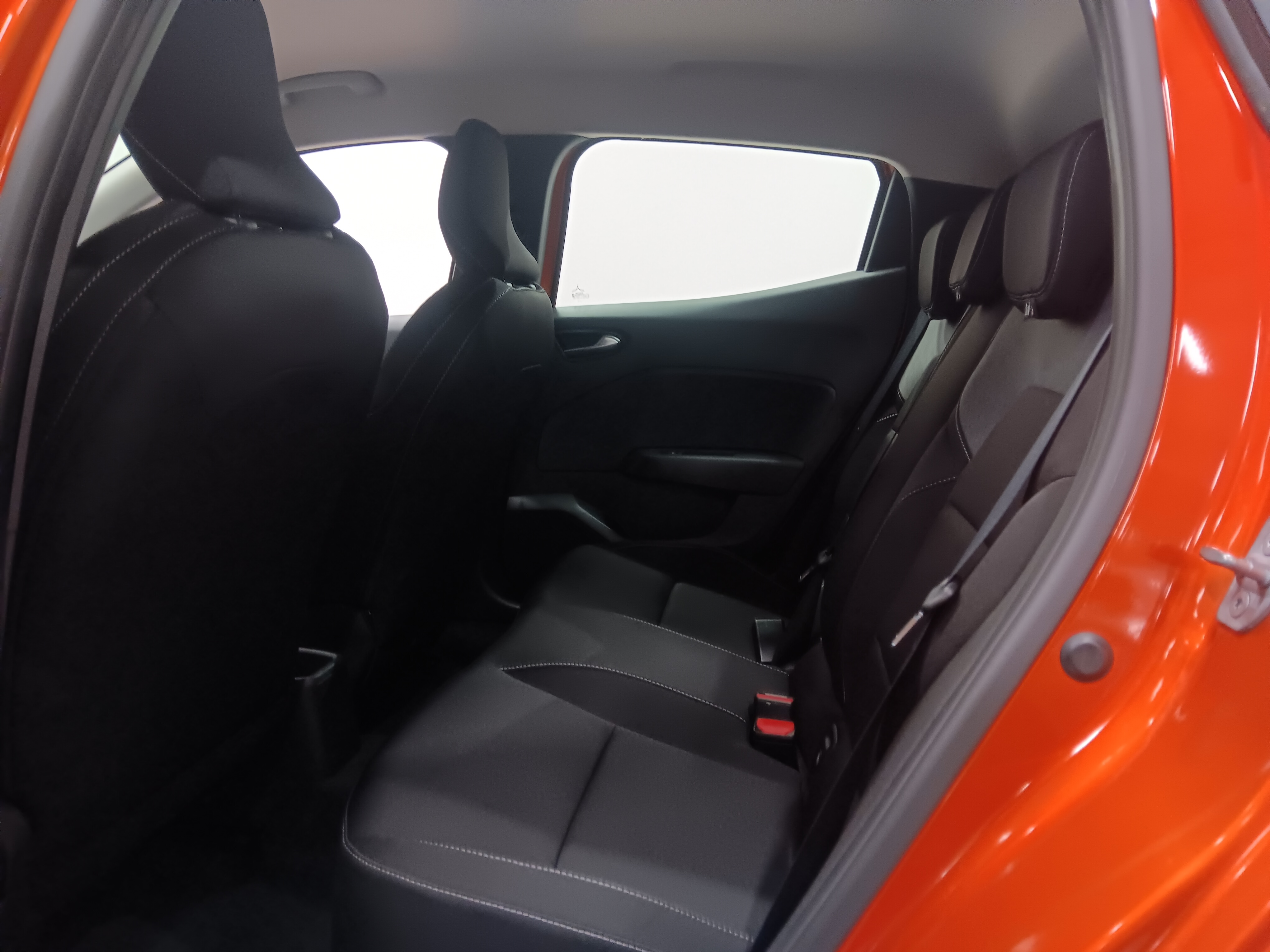Renault Clio TCe 90 evolution 2024, photo 7/12