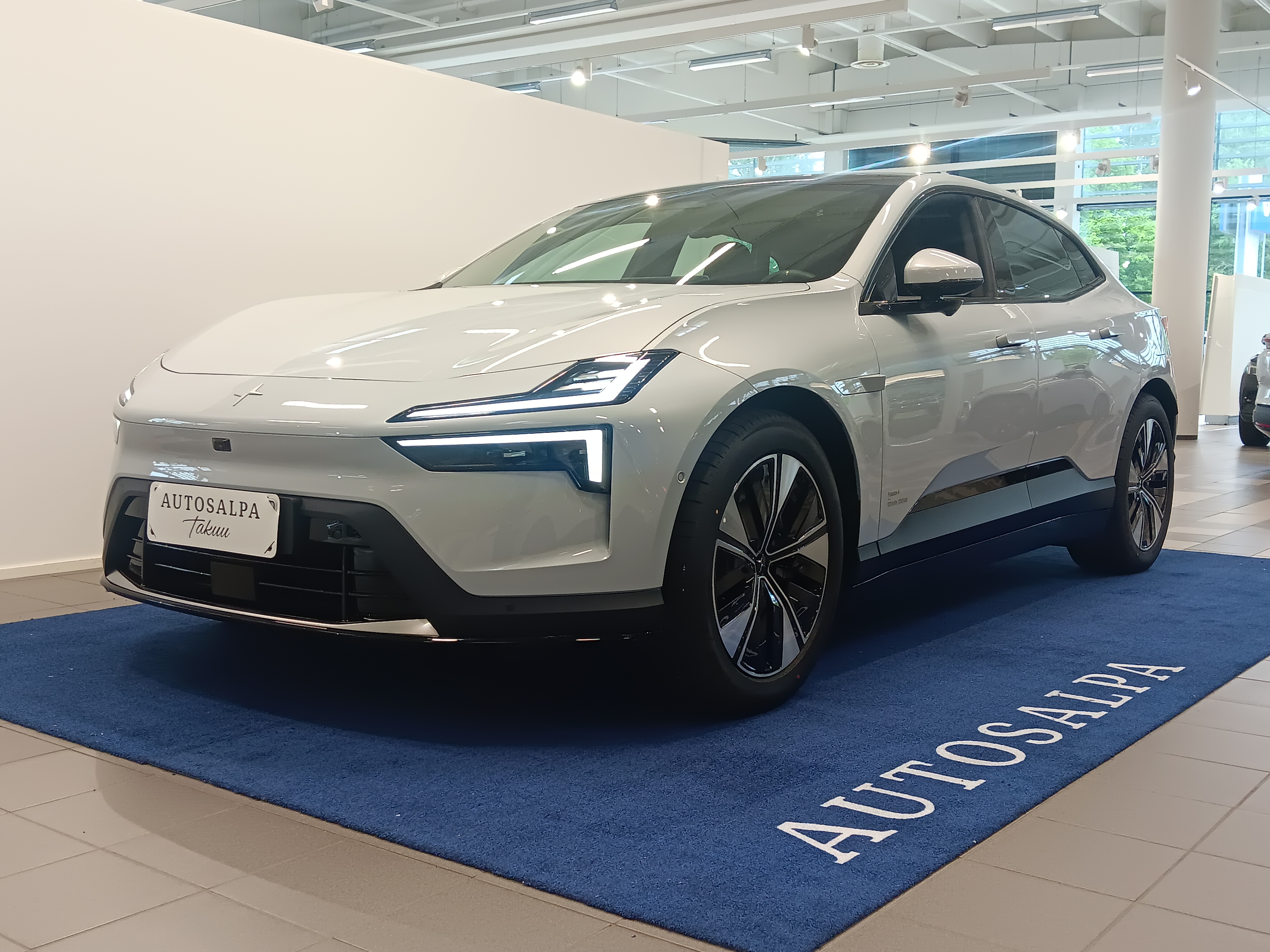 Polestar 4 LONG RANGE SINGLE MOTOR