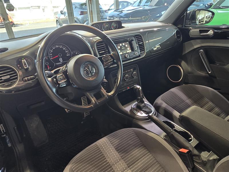 Volkswagen BEETLE SPORT 2,0 TSI 147 KW (200 HV) DSG-AUT.