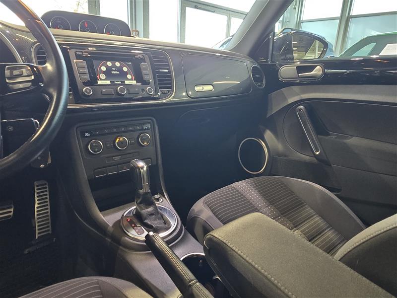 Volkswagen BEETLE SPORT 2,0 TSI 147 KW (200 HV) DSG-AUT.