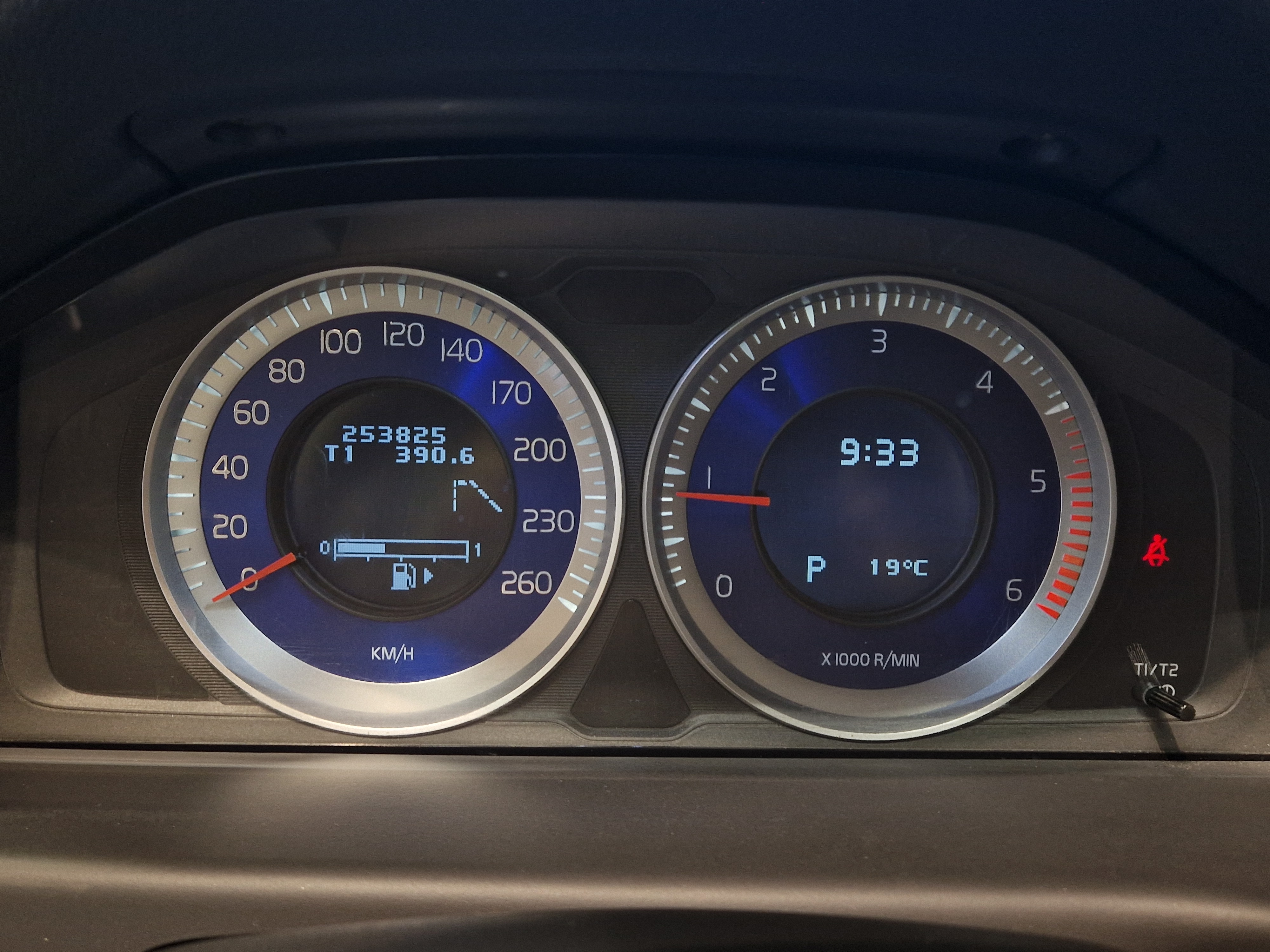 Volvo V70 D2 R-DESIGN BUSINESS AUT