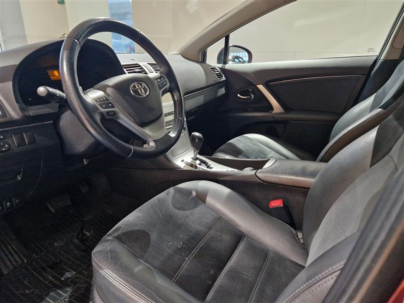 Toyota AVENSIS 1.8 VALVEMATIC ACTIVE MULTIDRIVE S