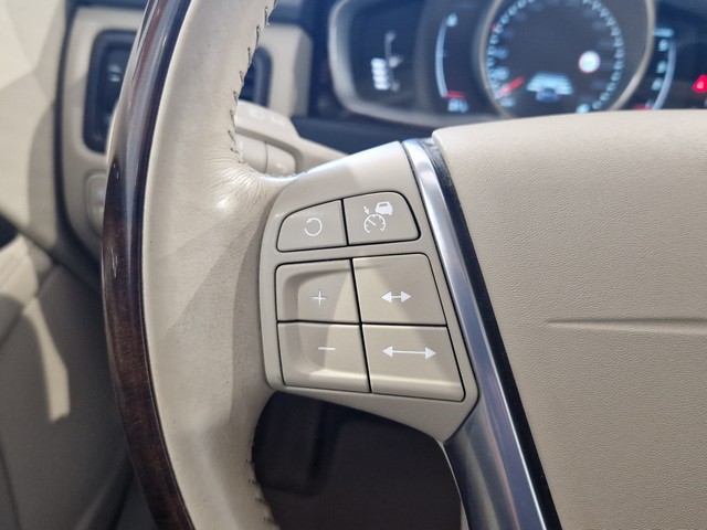 Volvo XC70 D5 AWD BUSINESS CLASSIC AUT