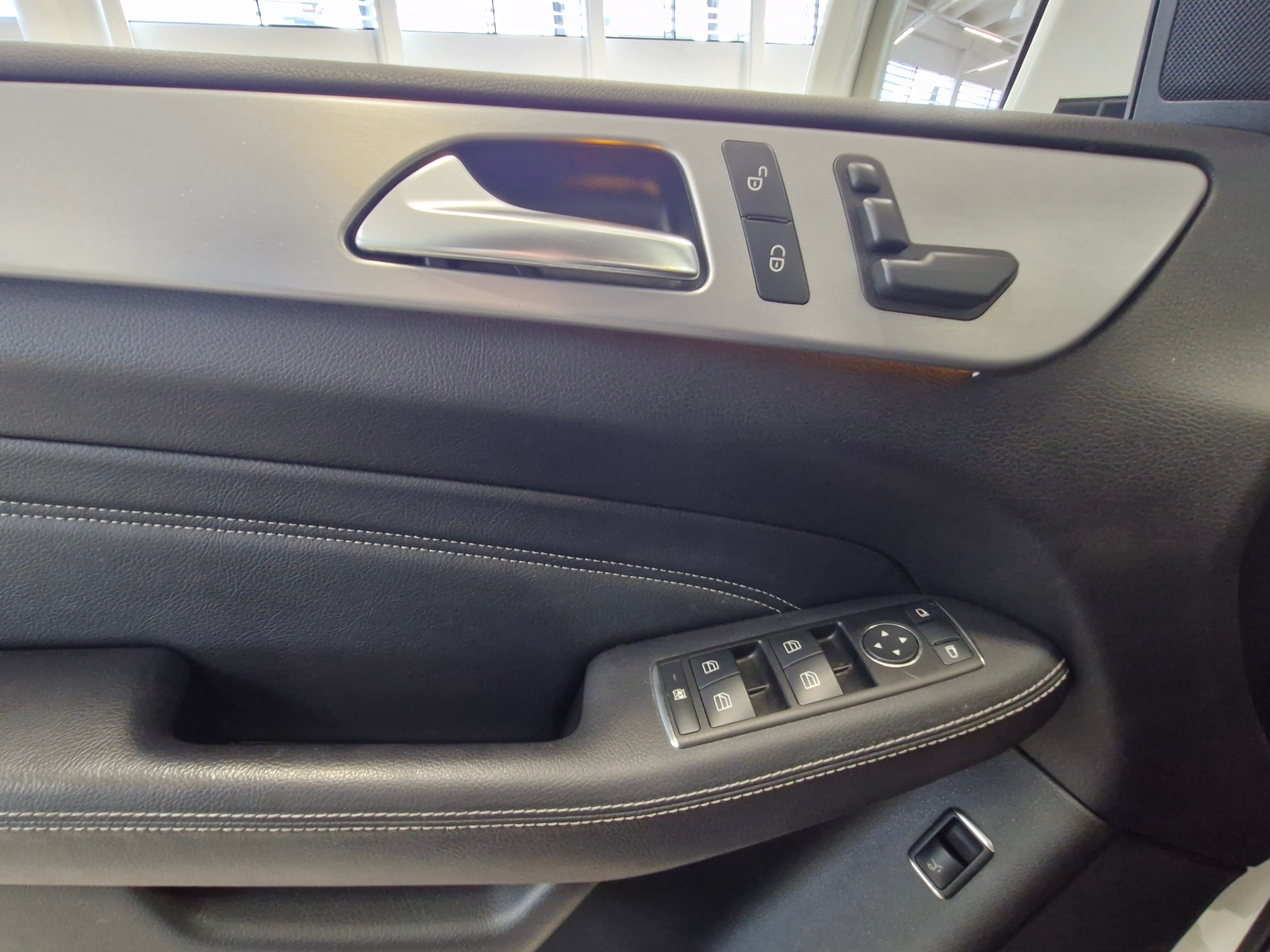 Mercedes-benz ML 250 BLUETEC 4MATIC BUSINESS