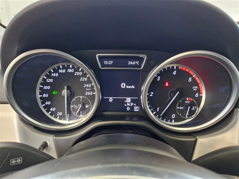 Mercedes-Benz ML 2012, bild 6/14