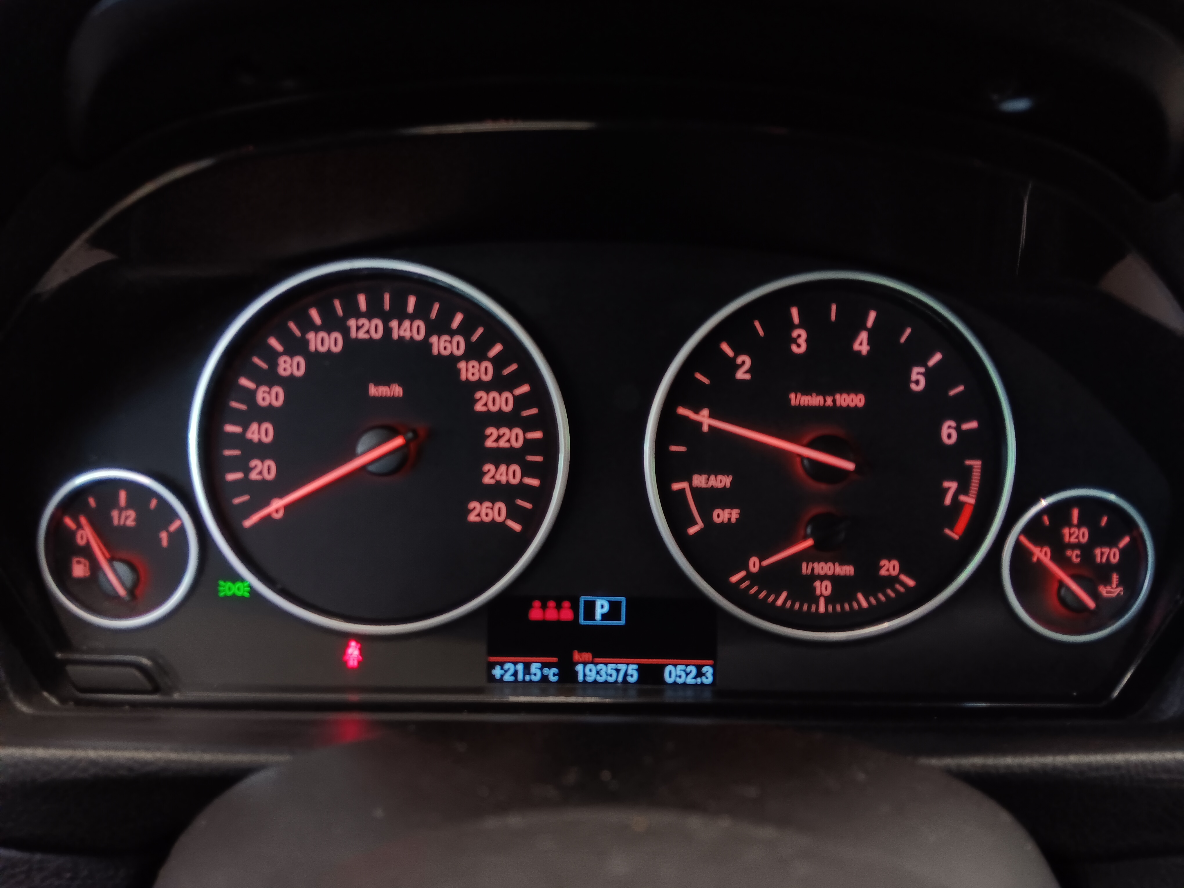 Bmw 320 F30 SEDAN 320I A XDRIVE BUSINESS EXCLUSIVE XDRIVE