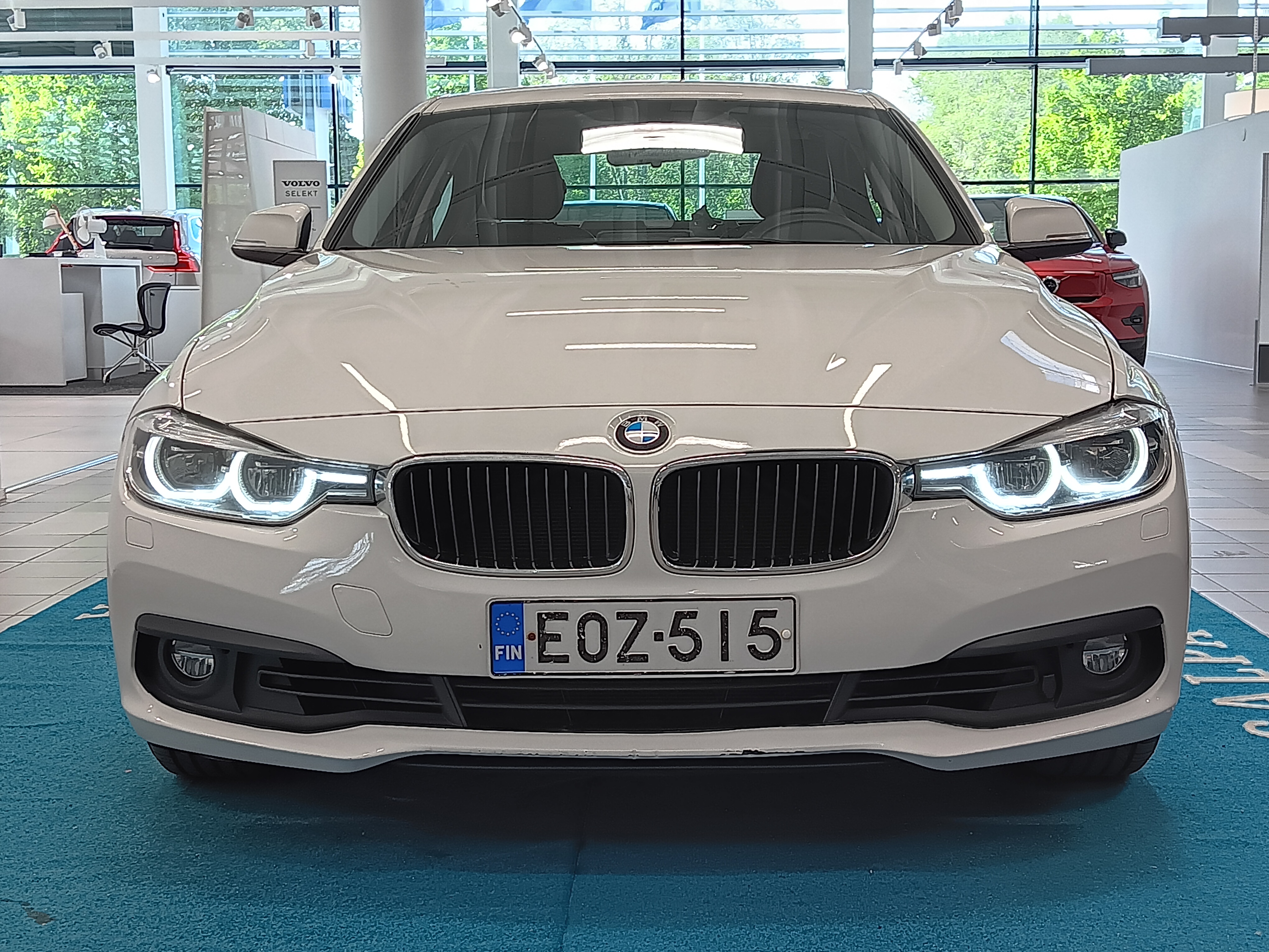Bmw 320 F30 SEDAN 320I A XDRIVE BUSINESS EXCLUSIVE XDRIVE