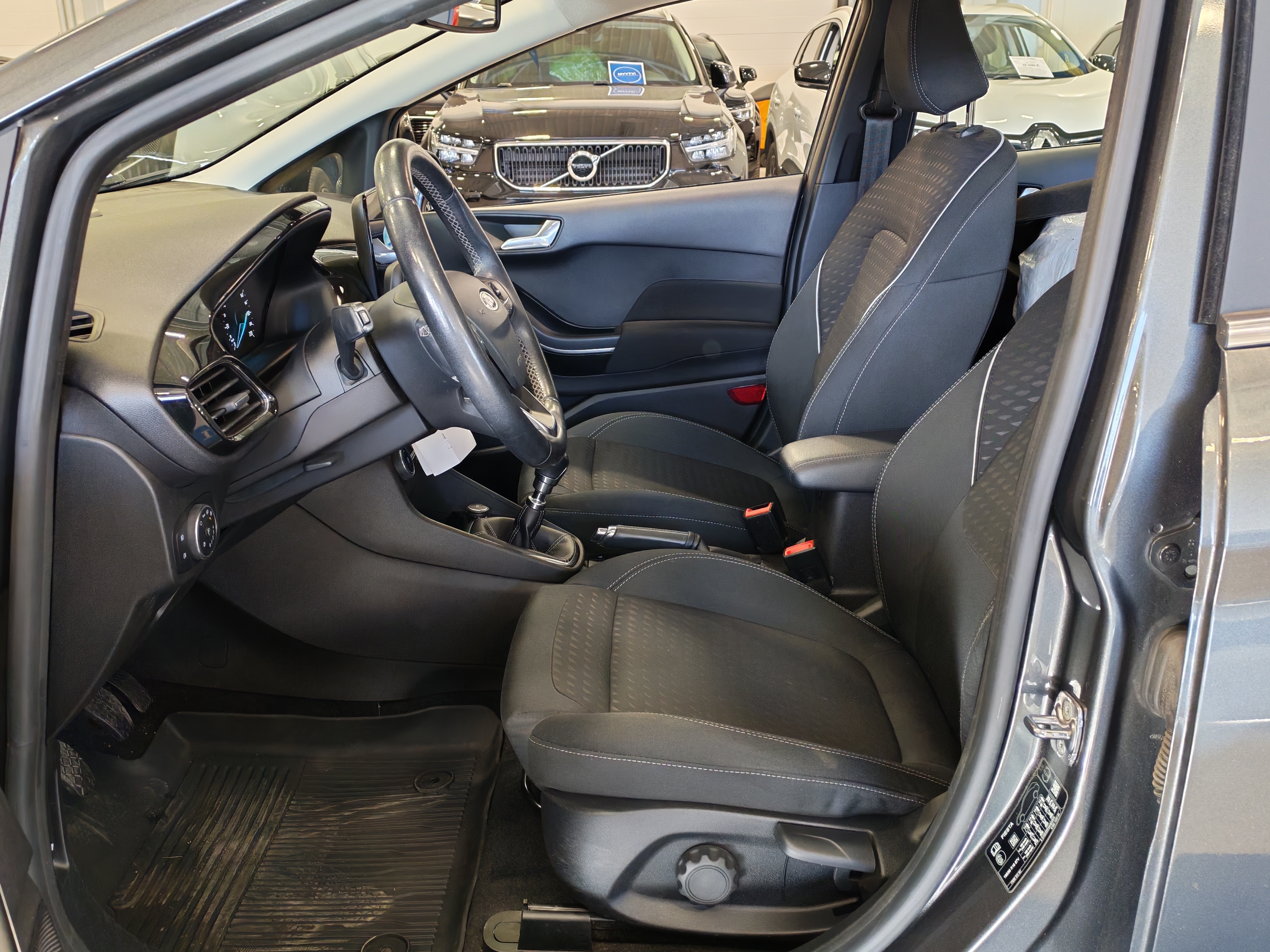 Ford FIESTA 1,0 ECOBOOST 100HV M6 TITANIUM 5-OVINEN