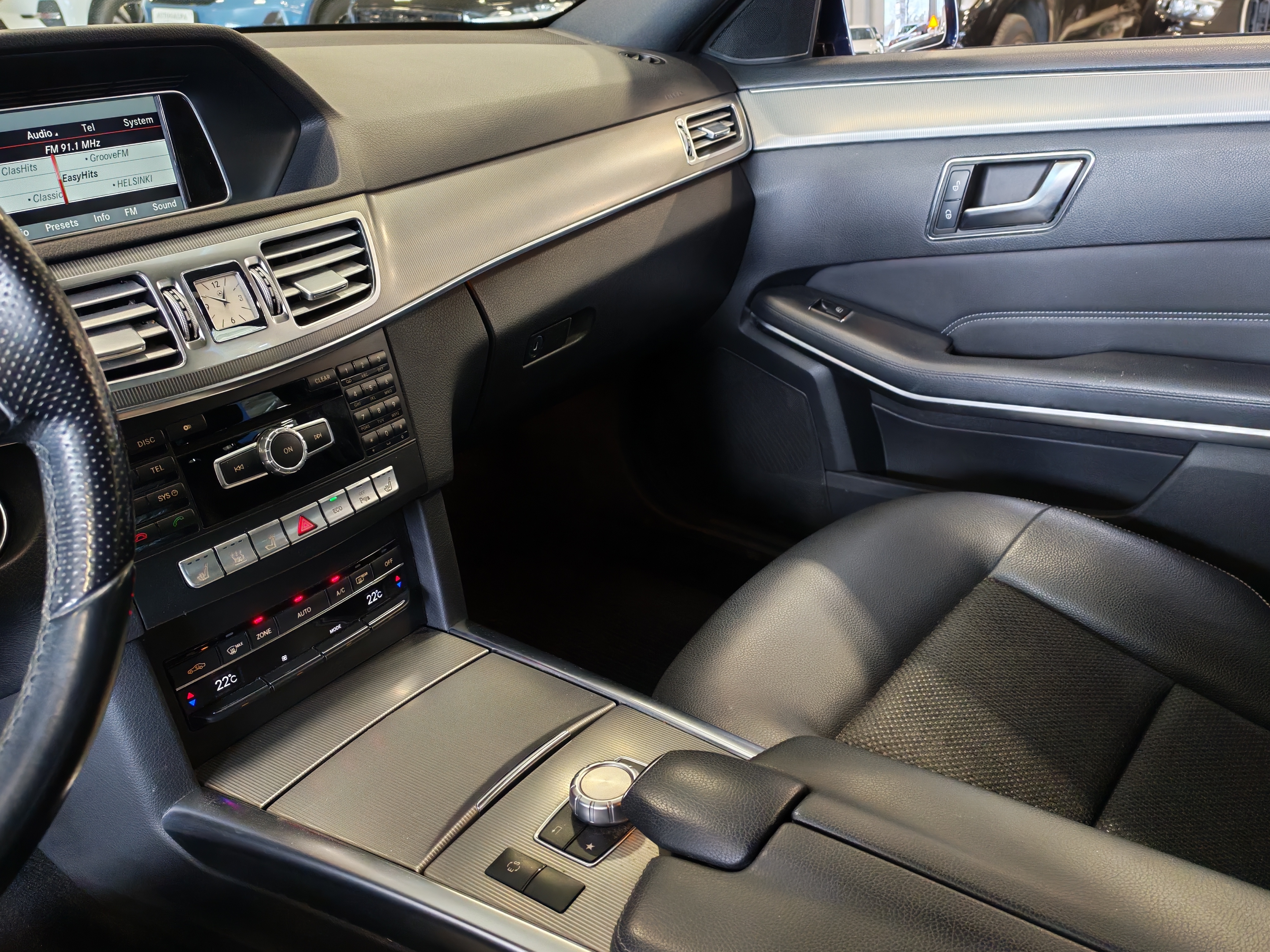 Mercedes-benz E 250 CDI BE T A AVANTGARDE