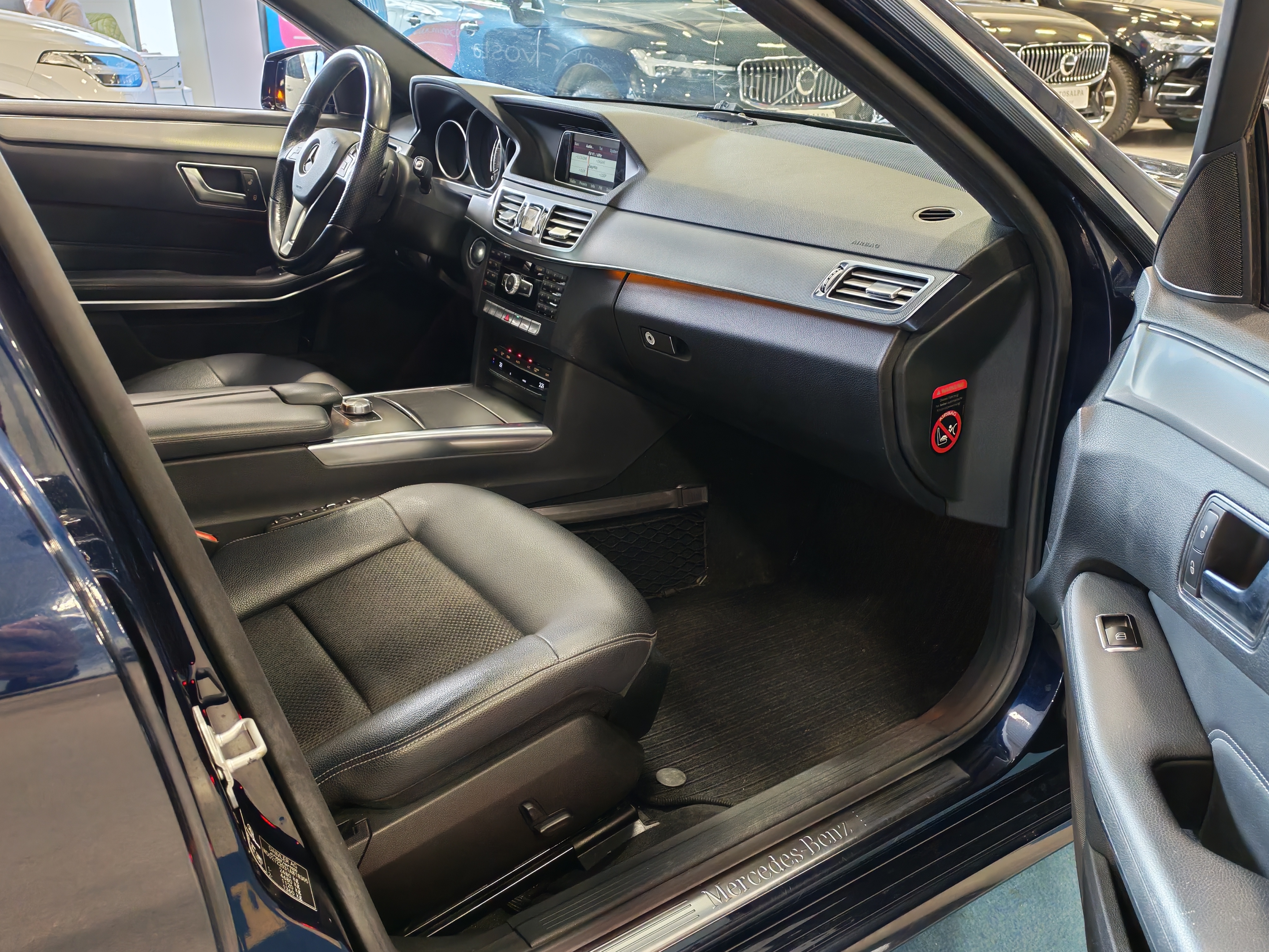 Mercedes-benz E 250 CDI BE T A AVANTGARDE