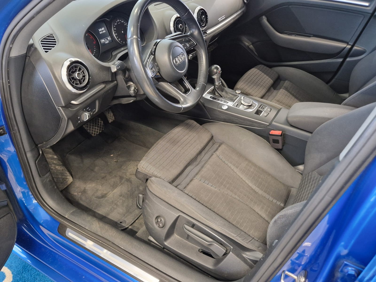 Audi A3 SEDAN PRO BUSINESS SPORT EDITION