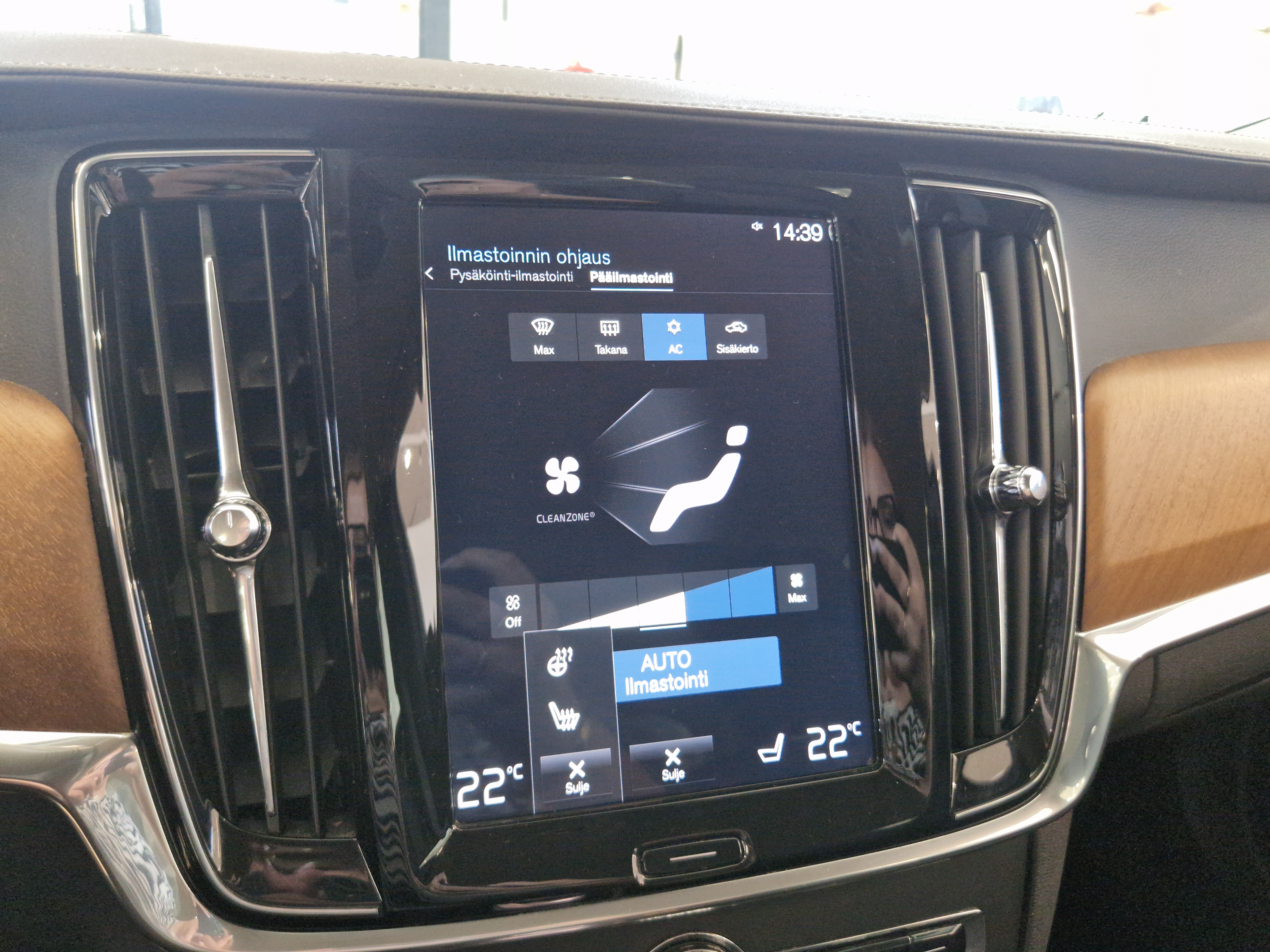 Volvo V90 T8 AWD INSCRIPTION  TAKUU 12KK/20TKM