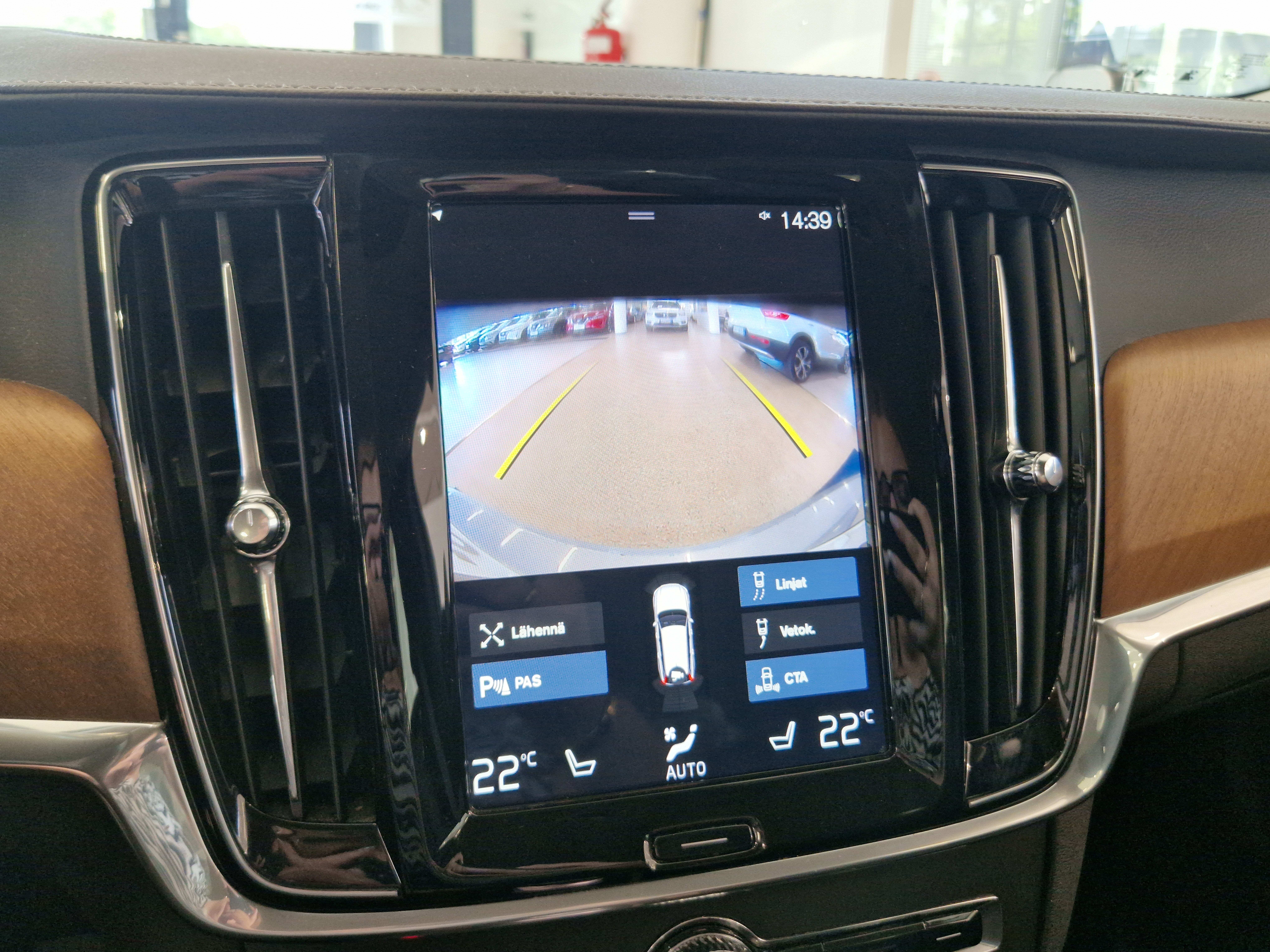 Volvo V90 T8 AWD INSCRIPTION  TAKUU 12KK/20TKM
