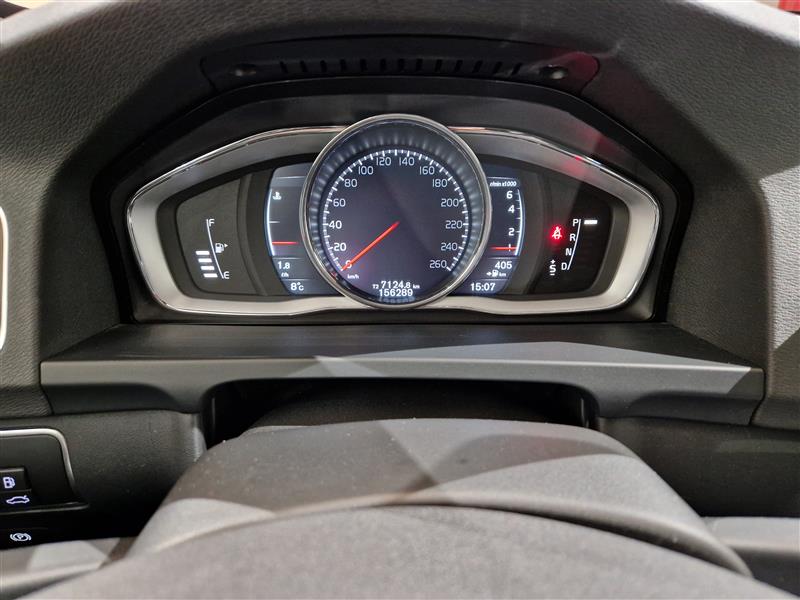 Volvo V60 T5 BI-FUEL MOMENTUM AUT