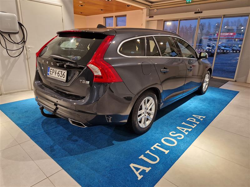 Volvo V60 T5 BI-FUEL MOMENTUM AUT