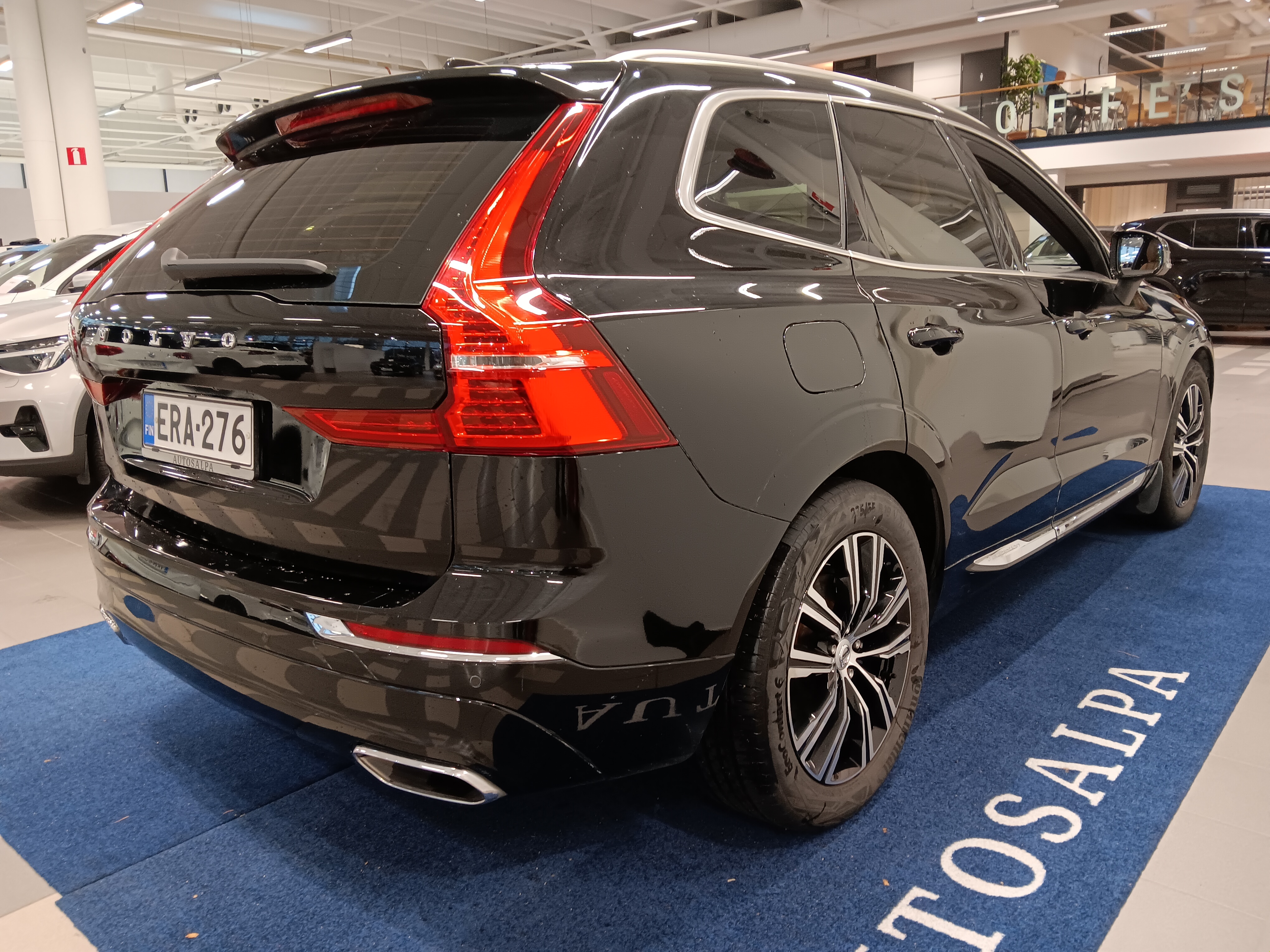 Volvo XC60 T8 AWD Inscription aut 2019, bild 2/4