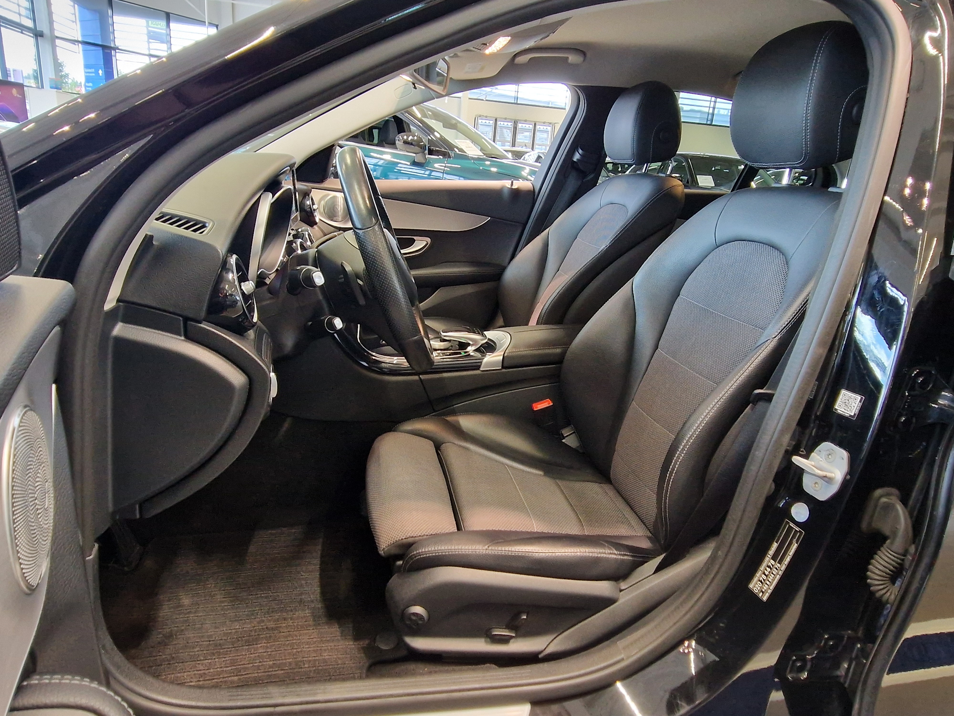 Mercedes-benz C 220 D 4MATIC A PREMIUM BUSINESS
