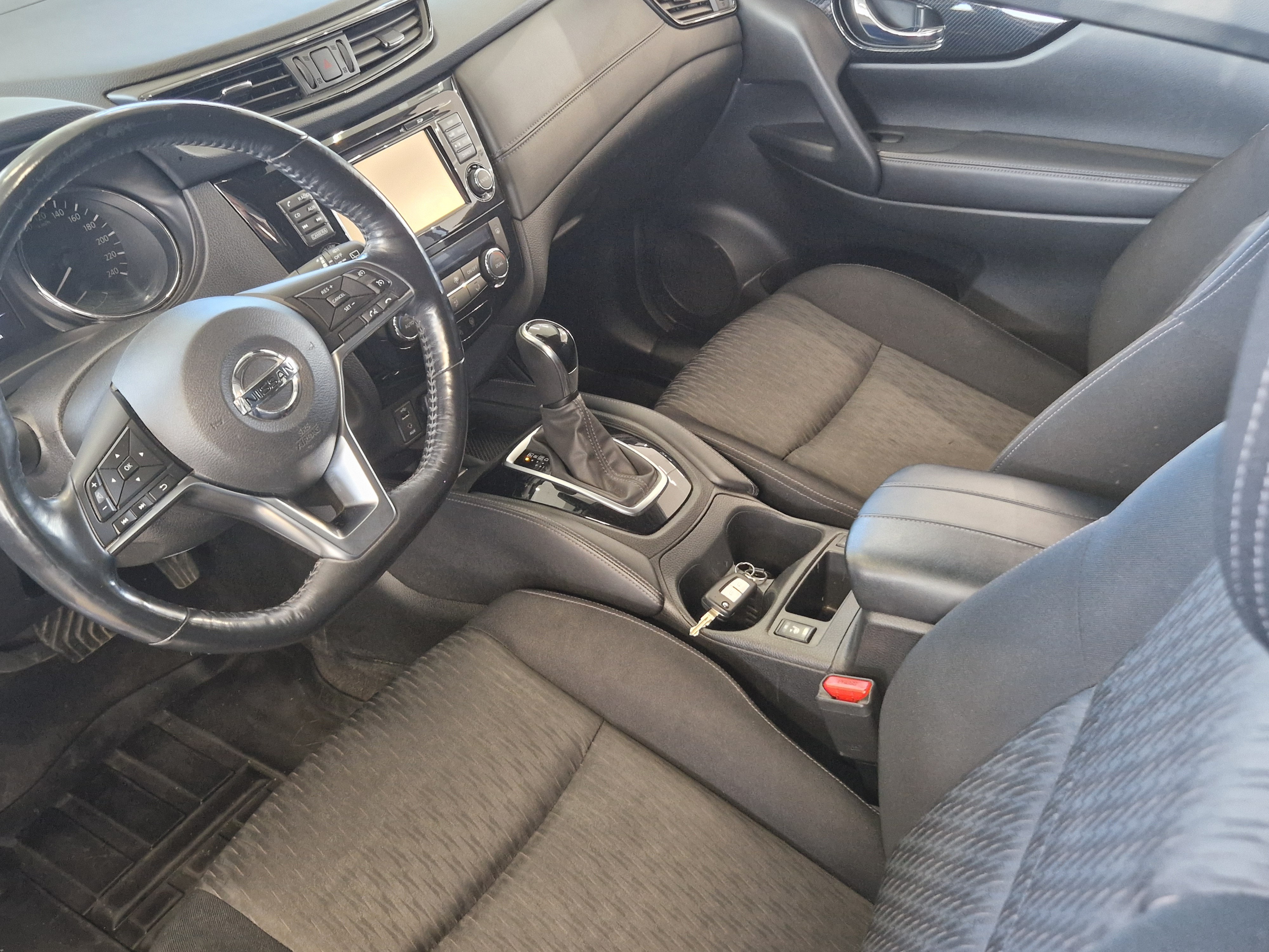Nissan X-Trail 2019, kuva 4/13