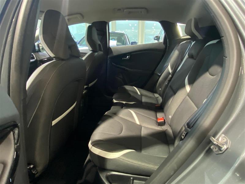 Volvo V40 D2 BUSINESS DYNAMIC EDITION AUT