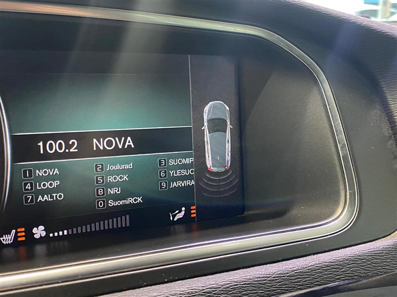 Volvo V40 D2 BUSINESS DYNAMIC EDITION AUT