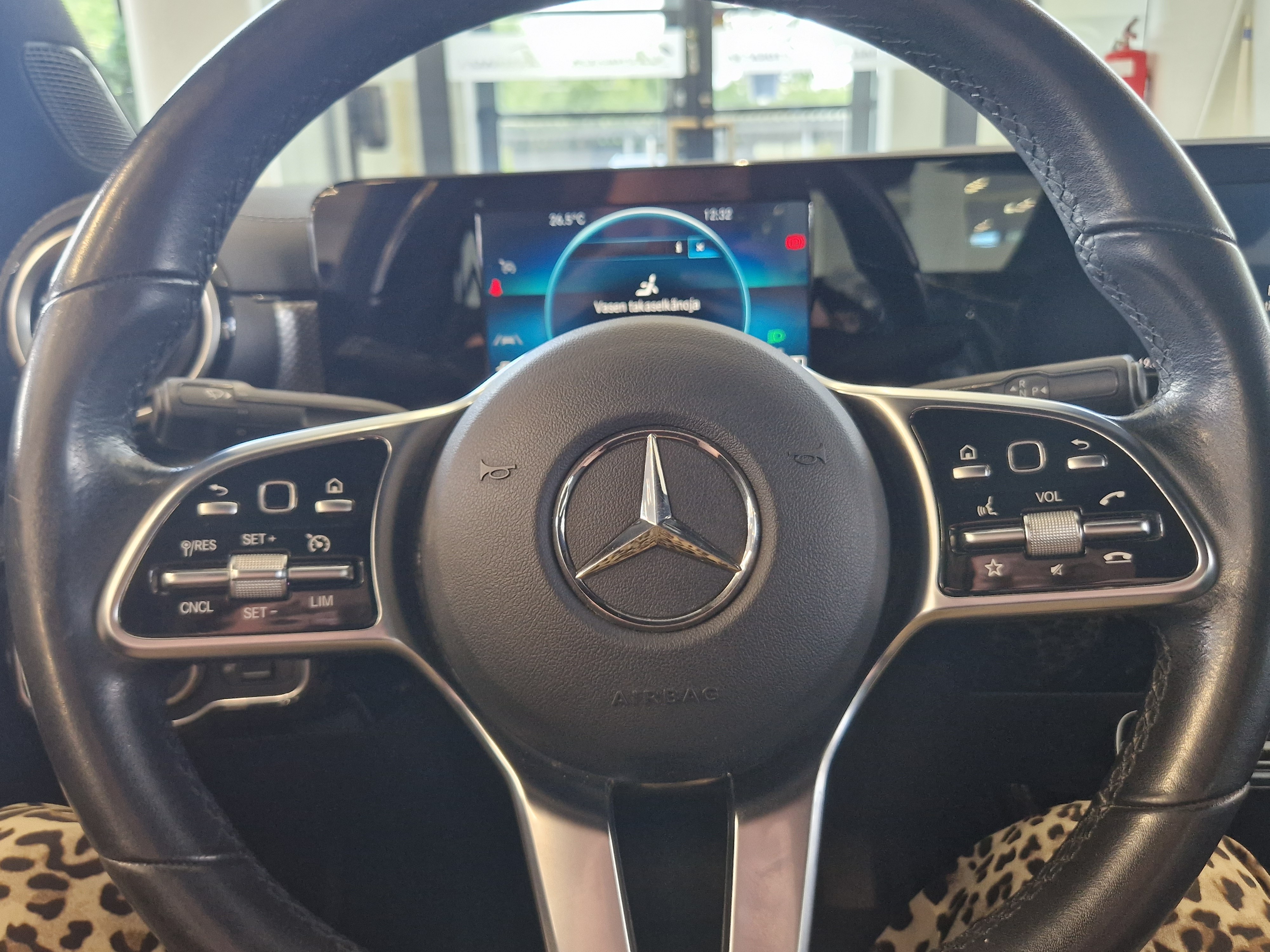Mercedes-benz CLA 180 A BUSINESS PROGRESSIVE